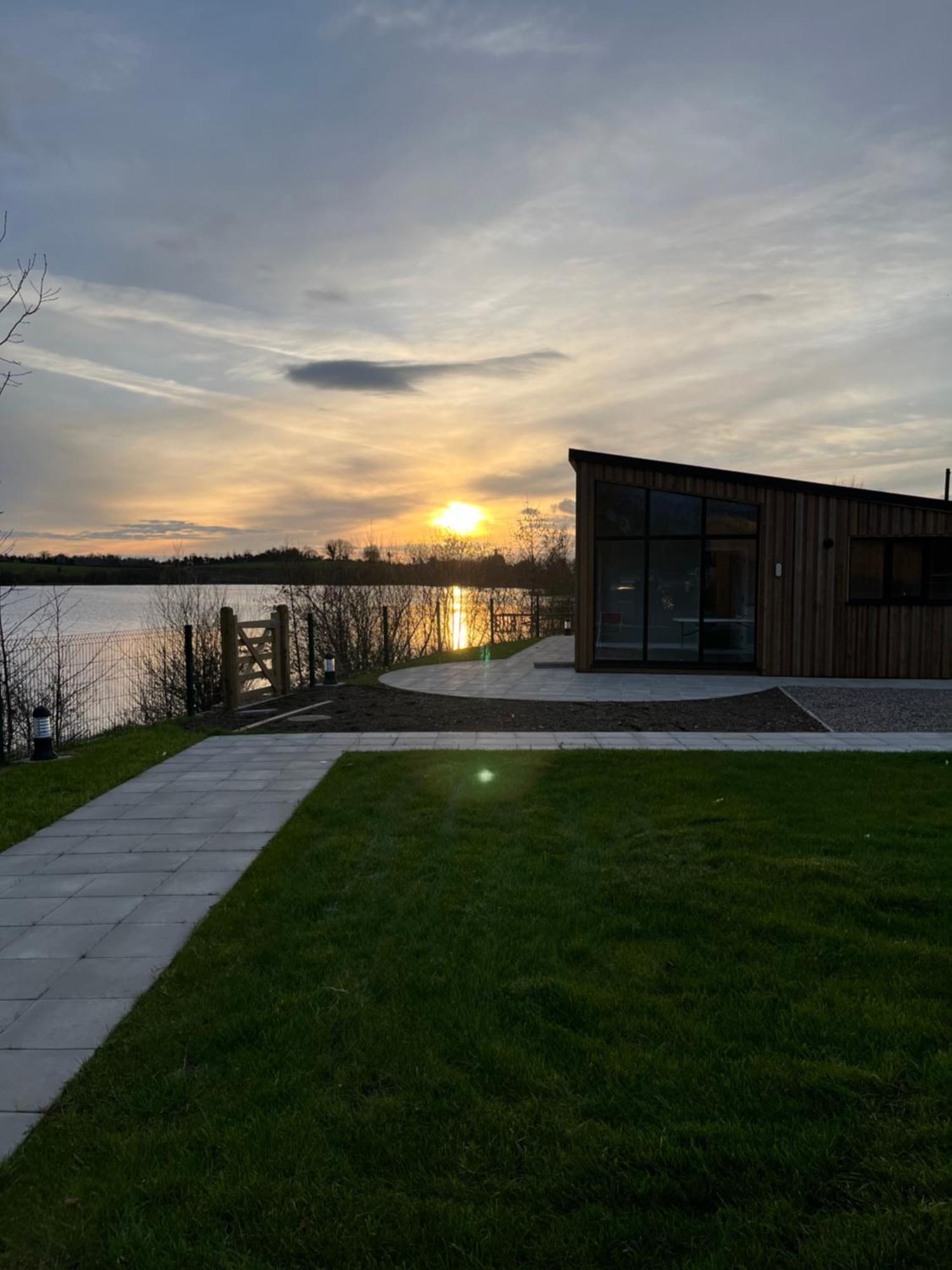 Killyfole Lakeside Lodges Corranny Exterior foto
