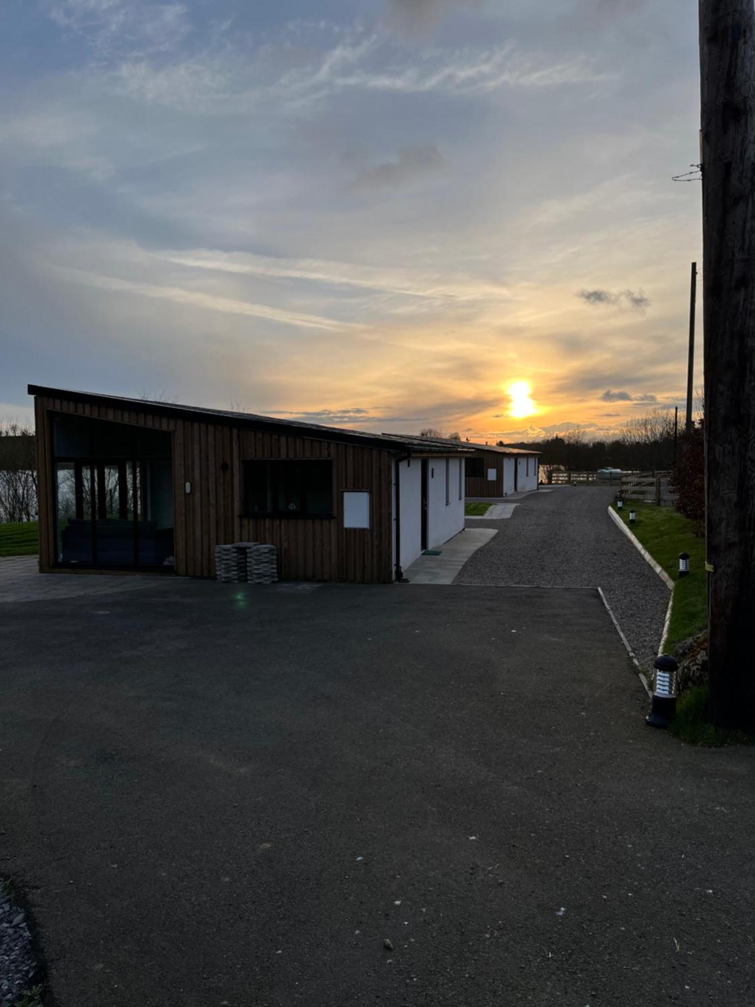 Killyfole Lakeside Lodges Corranny Exterior foto